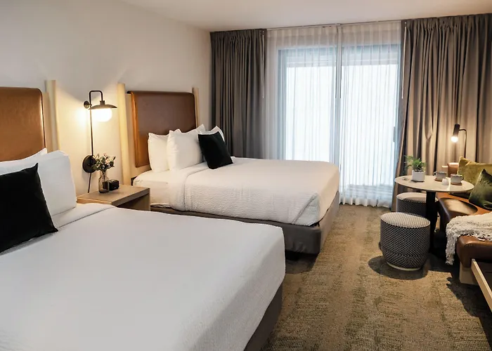 Forest Park Hotel