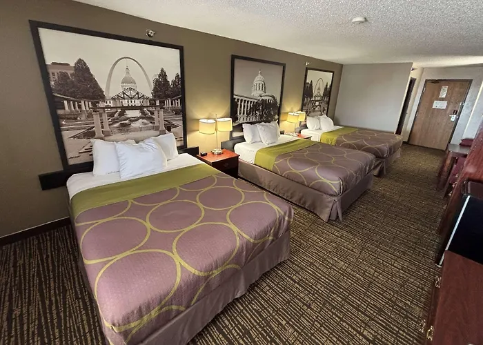 Super 8 By Wyndham Jerseyville