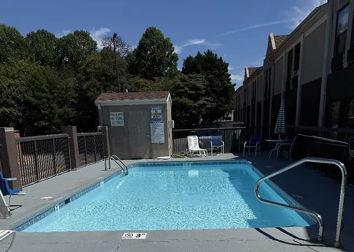 Quality Inn & Suites Thomasville-High Point
