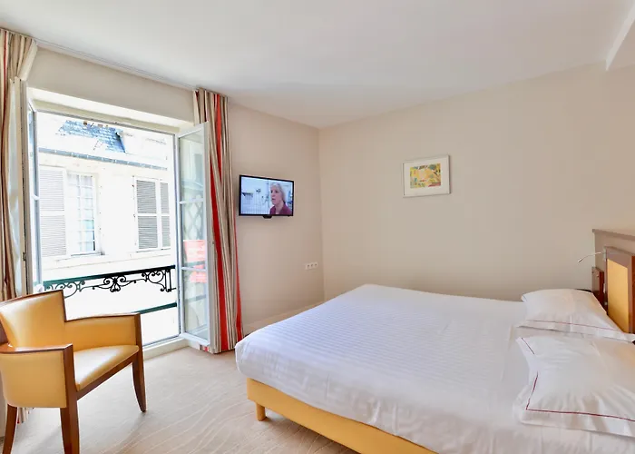 Best Western Plus Hotel D'Angleterre - Centre Historique