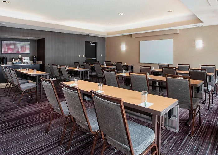 Courtyard By Marriott Detroit Pontiac/Auburn Hills