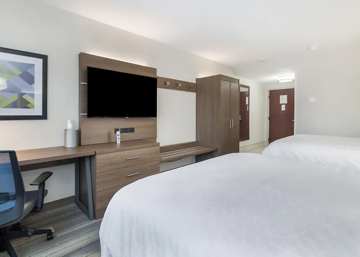 Holiday Inn Express - Plymouth By Ihg