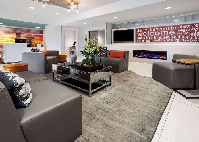 La Quinta By Wyndham Atlanta Airport North