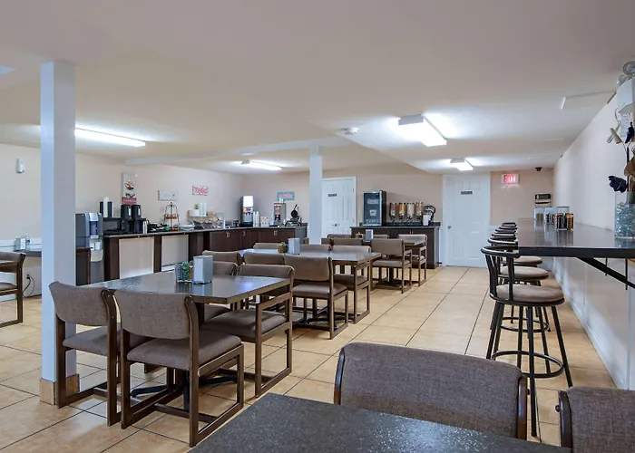 Travelodge By Wyndham Kamloops Mountview