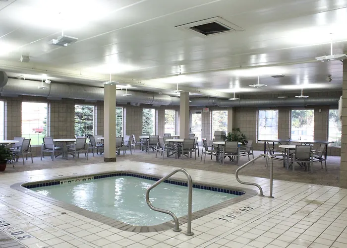 Holiday Inn Express And Suites St. Cloud By Ihg
