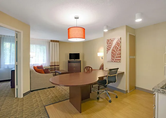MainStay Suites Chicago Schaumburg