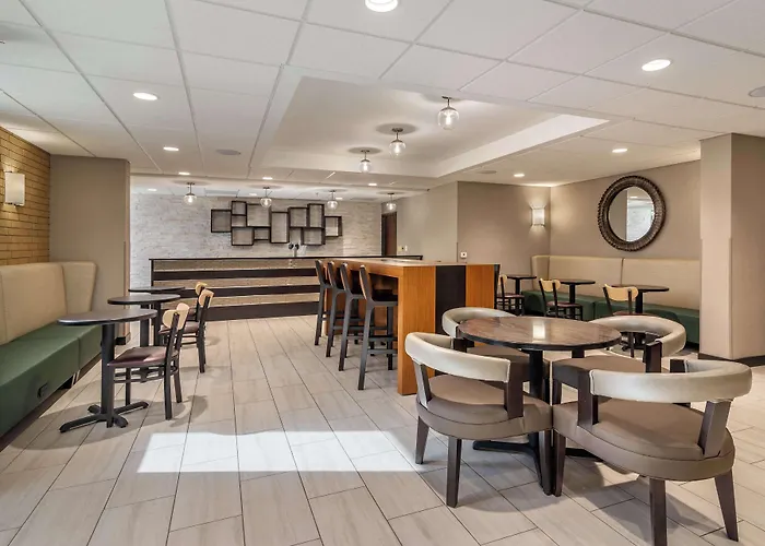 Drury Inn & Suites Atlanta Airport