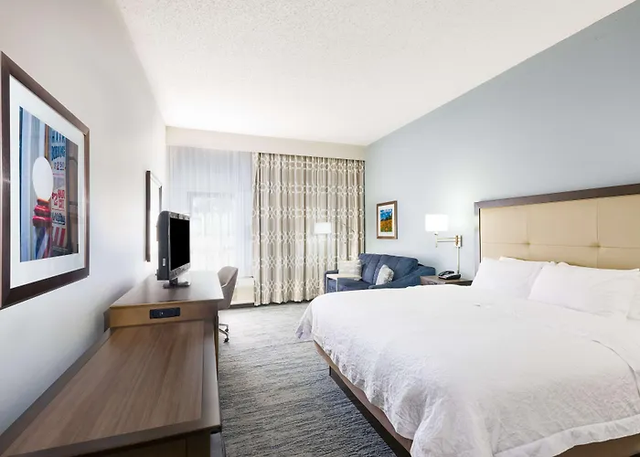 Hampton Inn Mount Airy