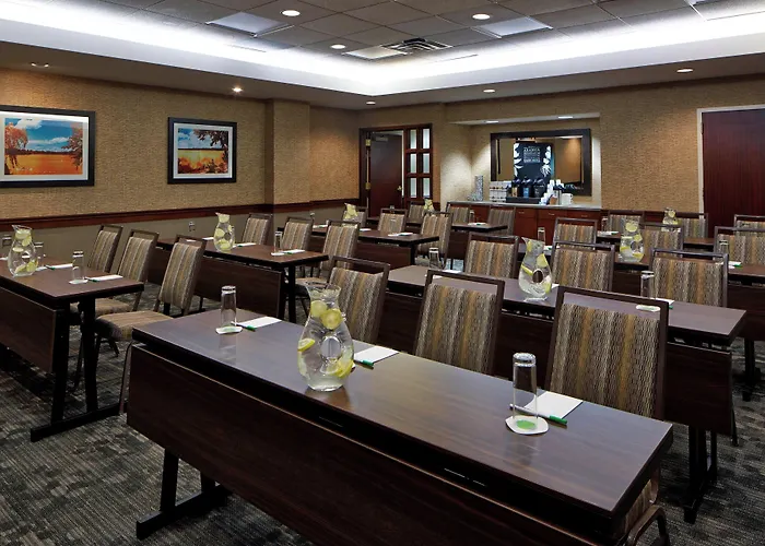 Courtyard By Marriott Bloomington Mall Of America