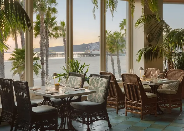 Casa Del Mar