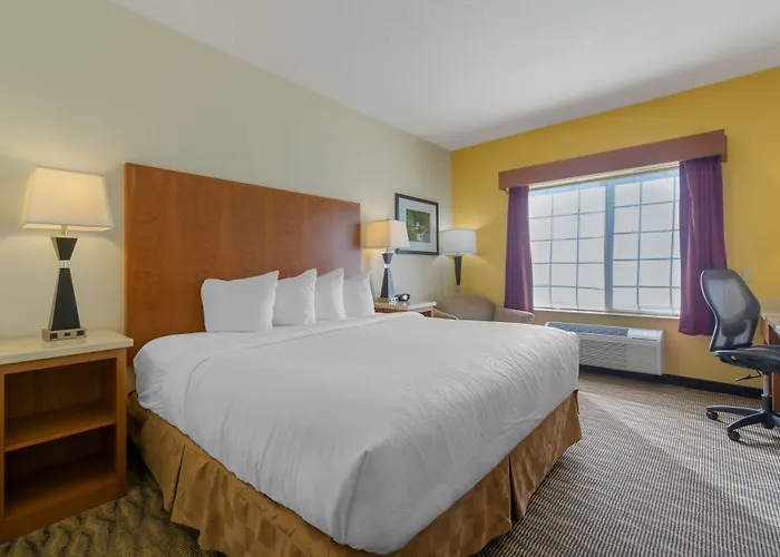 Best Western Plus Park Place Inn & Suites