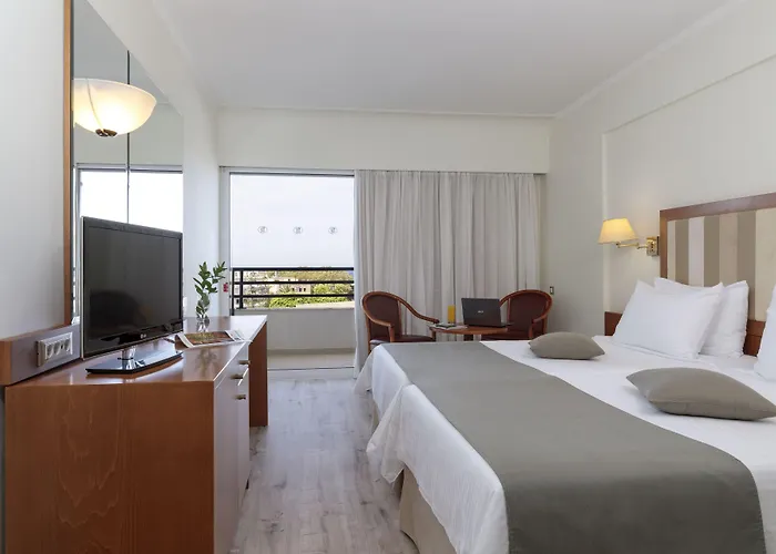 Best Western Plus Hotel Plaza