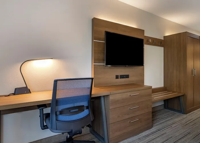 Holiday Inn Express Hotel And Suites Natchitoches By Ihg