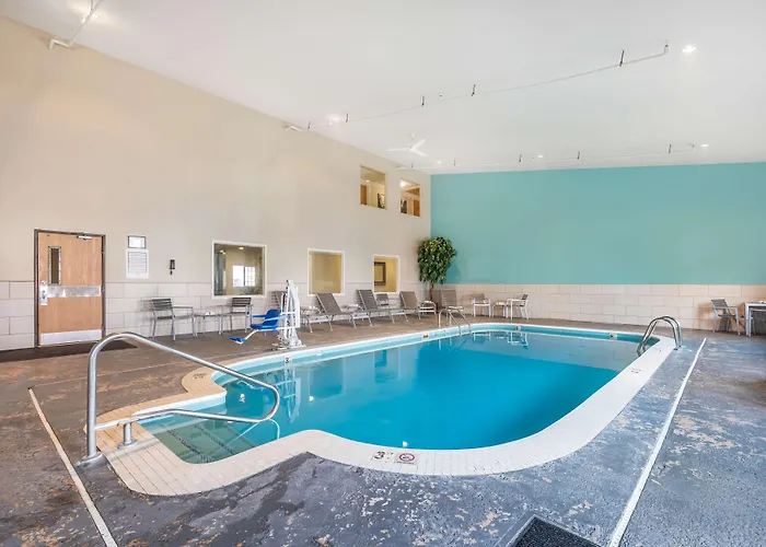 Best Western Plus University Park Inn & Suites