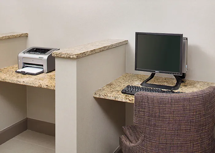 Residence Inn By Marriott Detroit Livonia