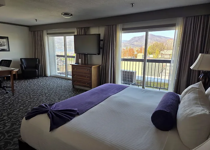 The Royal Anne Hotel