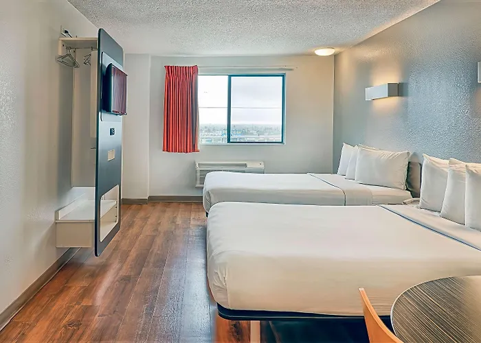 Motel 6-Los Angeles, Ca - Los Angeles - Lax