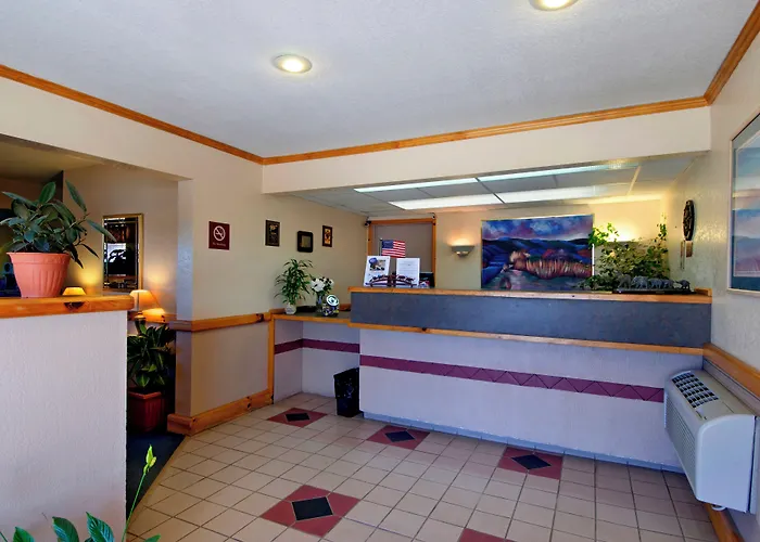 Americas Best Value Inn - Garden City