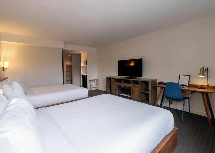 Adara Hotel