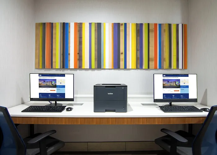 Holiday Inn Express Hotel & Suites Coon Rapids - Blaine Area By Ihg
