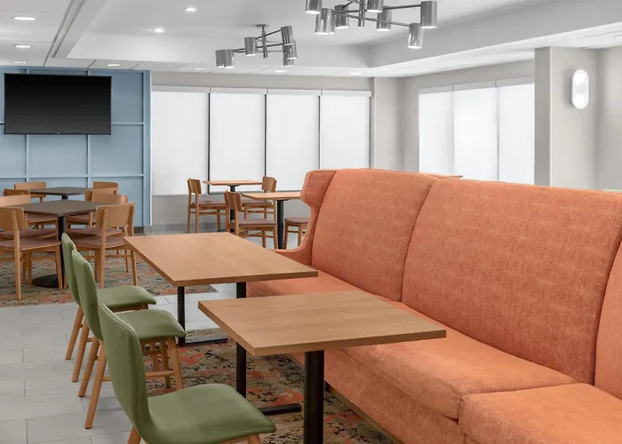 Hampton Inn Kansas City/Shawnee Mission