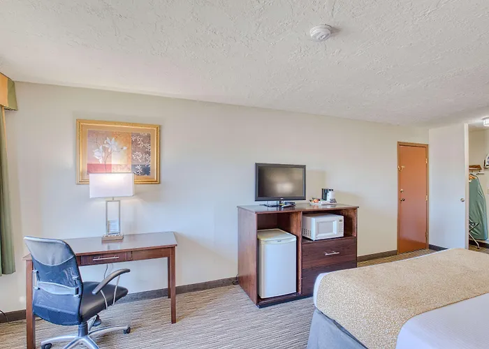 Best Western Green Valley Inn