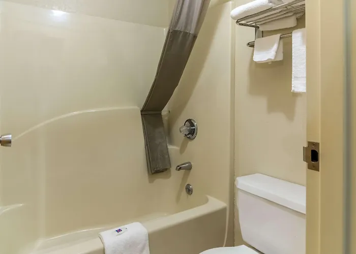 Motel 6-Kenly, Nc