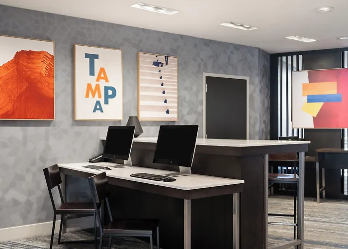 Holiday Inn Express & Suites - Tampa East - Ybor City By Ihg