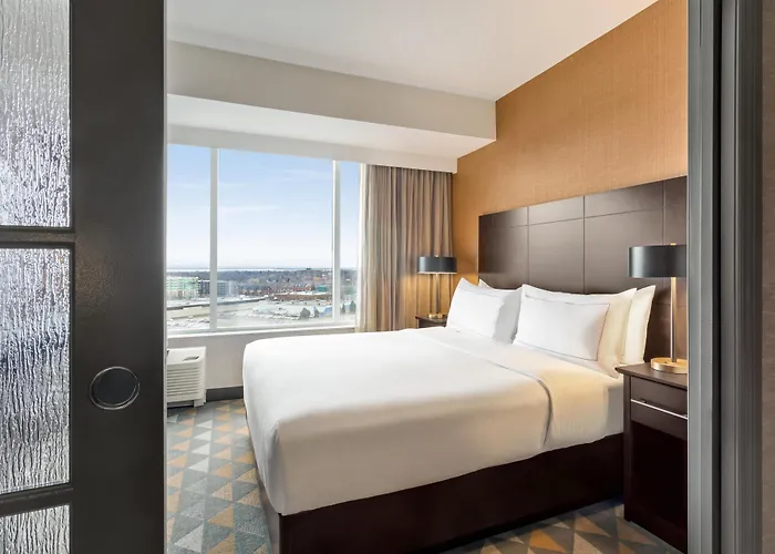 Doubletree By Hilton Pointe Claire Montreal Airport West