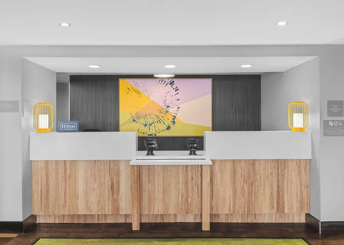 Spark By Hilton Bakersfield Central