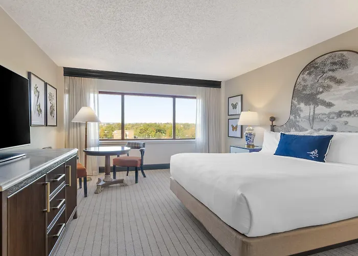 Omni Charlottesville Hotel