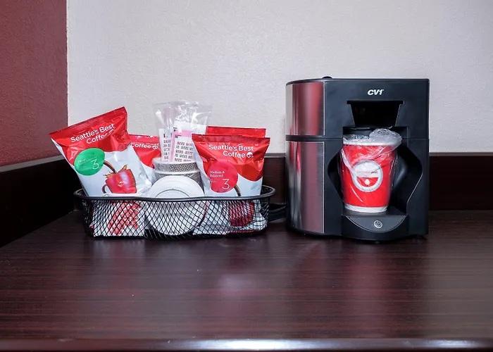 Red Roof Inn Plus+ Huntsville - Madison