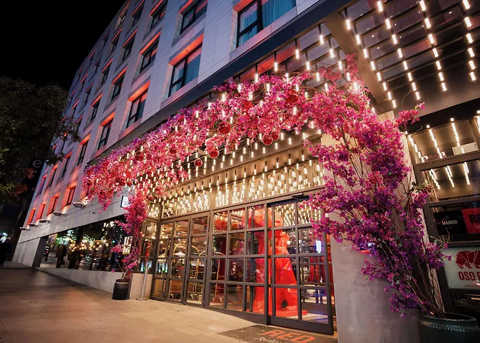 Radisson Red Madrid Hotel
