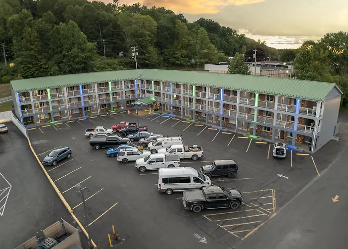 Surestay Hotel By Best Western Summersville