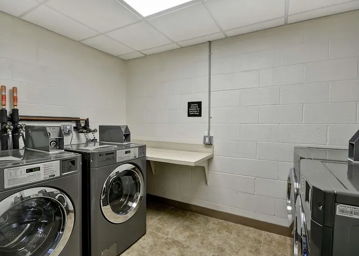 Hampton Inn Detroit Madison Heights South Troy