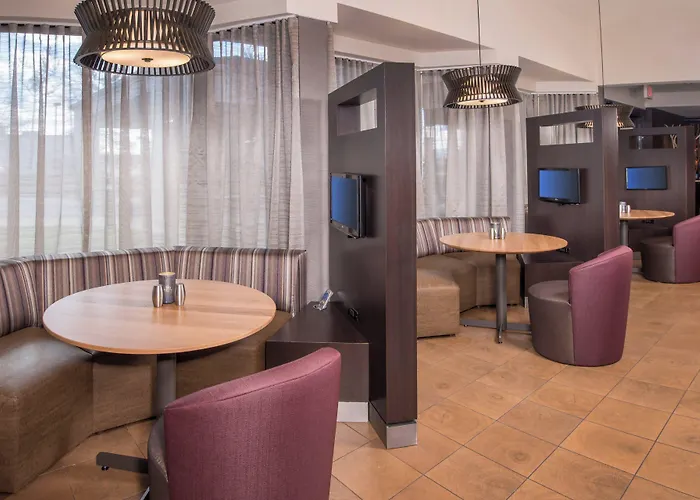 Courtyard By Marriott Dulles Airport Chantilly