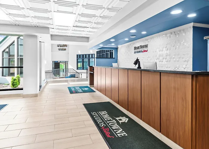 Ramada By Wyndham Cortland Hotel & Conference Center