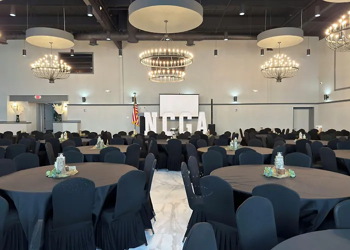 Ramada By Wyndham Cortland Hotel & Conference Center