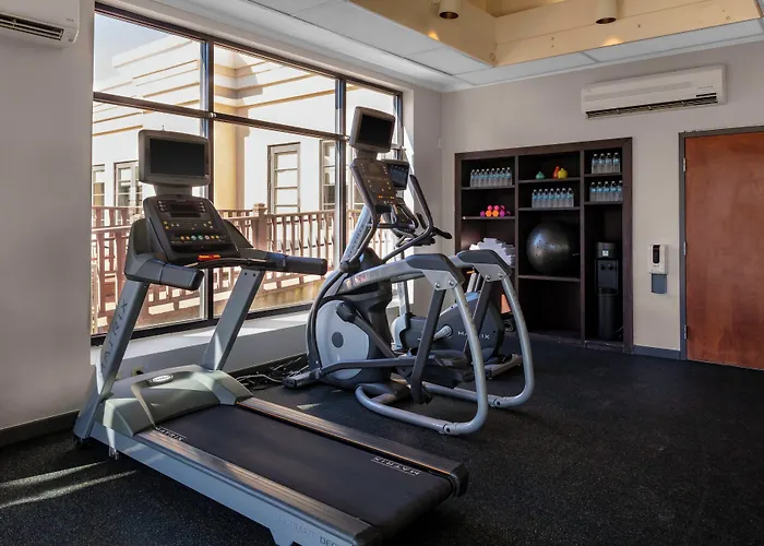 Holiday Inn Boston - Dedham Hotel & Conference Center By Ihg
