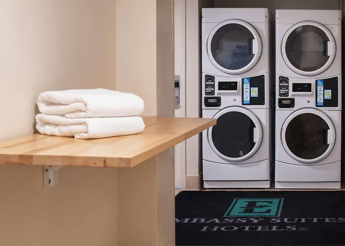 Embassy Suites By Hilton Seattle - Tacoma International Airport