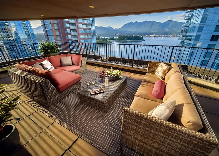 Pinnacle Hotel Harbourfront
