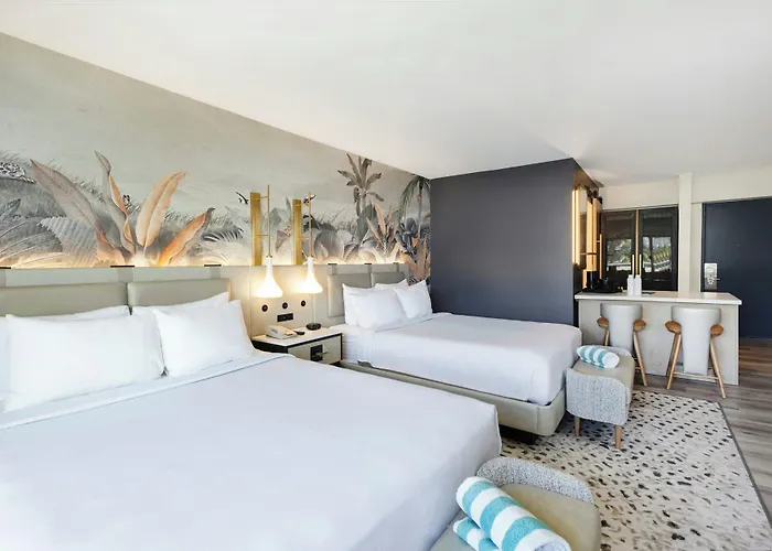 Maui Seaside Hotel
