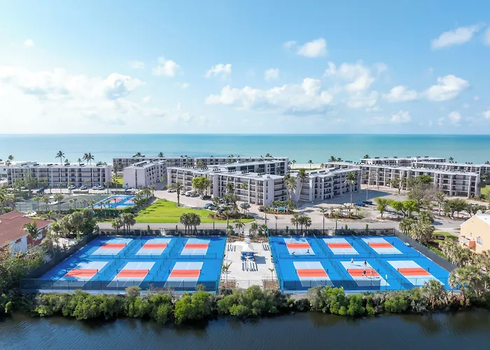 Sundial Beach Resort&Spa
