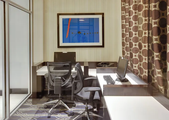 Holiday Inn Express & Suites Laurel Lakes By Ihg
