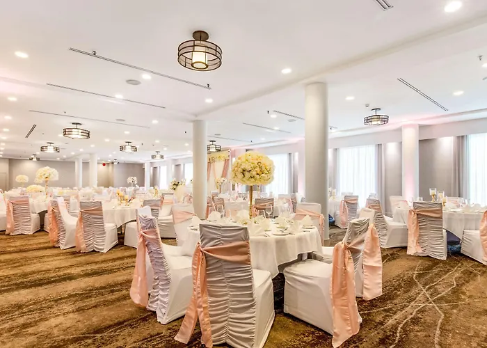Best Western Premier Calgary Plaza Hotel & Conference Centre
