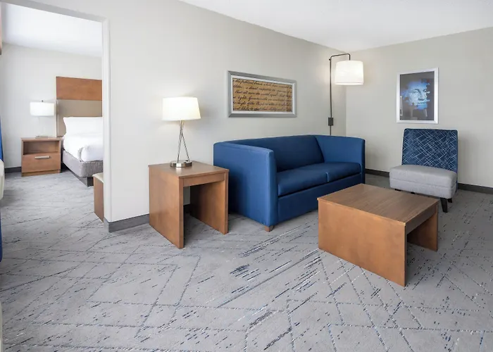 Holiday Inn Express & Suites Ft. Washington - Philadelphia By Ihg