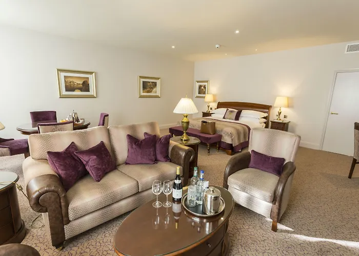 Swan'S Nest Hotel