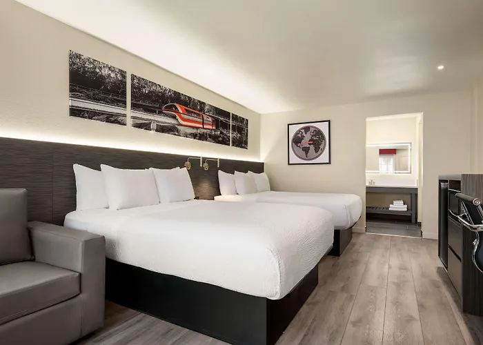 Ramada By Wyndham Anaheim Convention Center