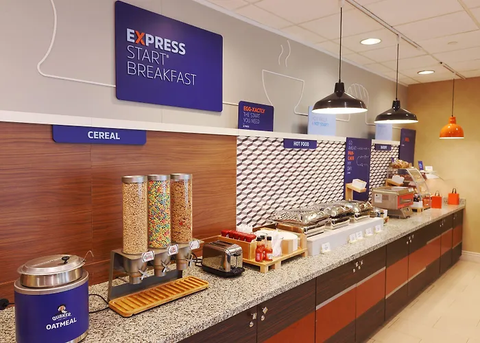 Holiday Inn Express Pittsburgh West - Greentree, An Ihg Hotel