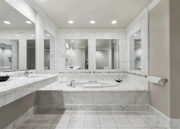 Montecito Inn